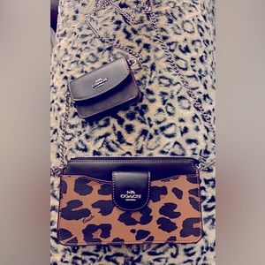 Coach poppy crossbody (leopard print) with card case